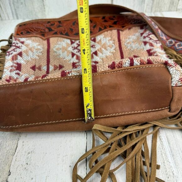 Myra Bag Mojave Paisley Fringed Western Hand Crossbody Tooled Bag - Picture 10 of 12